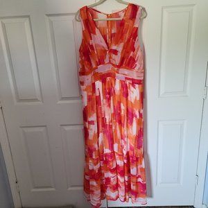 Calvin Klein 18-20 Maxi dress, lined bottom, tag inside missing